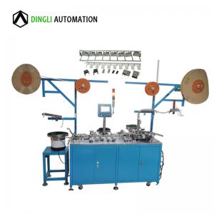 Automaattinen USB-liitinkokoonpanokone