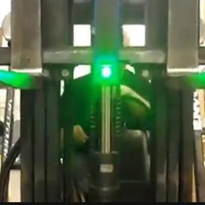 Trukkien lasersuuntausjärjestelmä - vihreä tai punainen väri