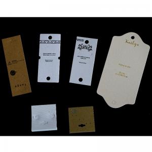 kaikenlainen henkilökohtainen lahjakortti kirjekuori ja hangtag