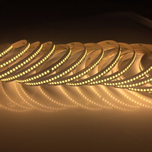 Korkealaatuinen 240LED-mittari Smd 2835 High Lumen High Brightness 12v LED-joustavat nauhat