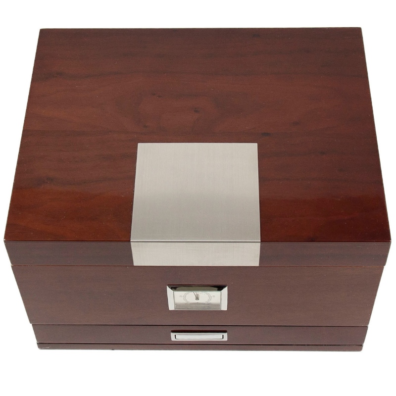 Walnut Cigar Humidor ja laatikko