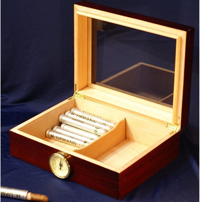 Puu 50 lasilasi Top Cigar Humidor