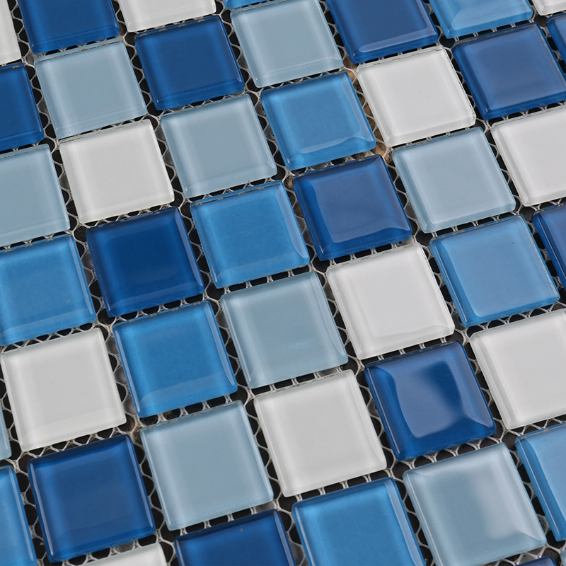 Kilpailukykyinen Crystal Glass Mosaic Halvat Uima-altaat Tile Blue