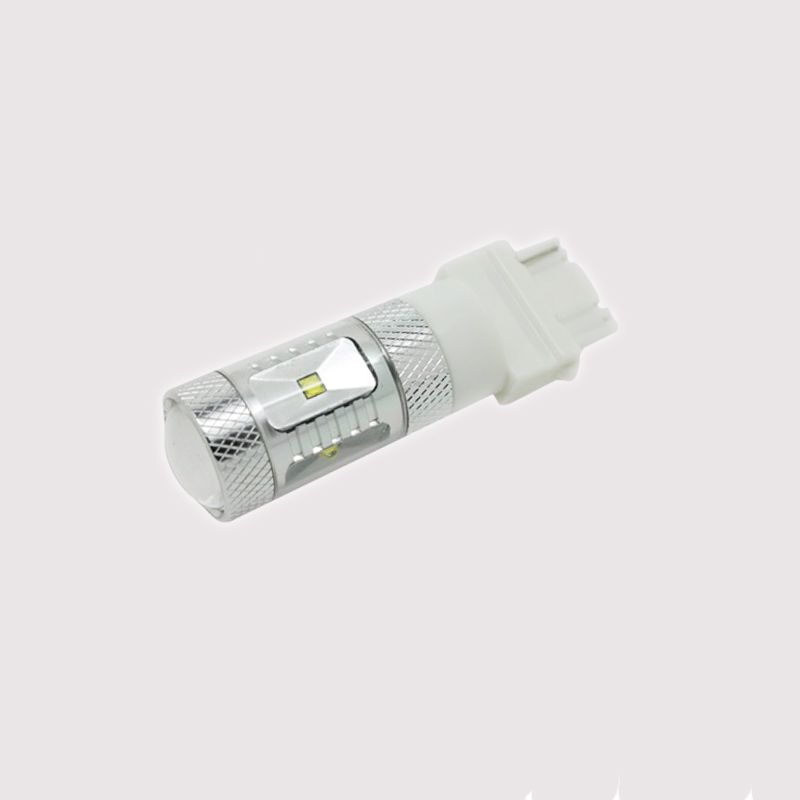 suuri teho 30W CREE XBD 1156 7440 3156 led-valo syttyi taaksepäin