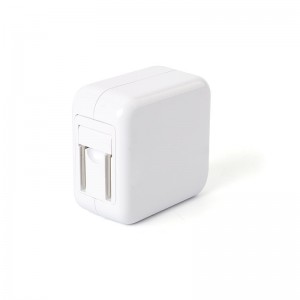 KPS-8409LC PD 18W -matkalaturi