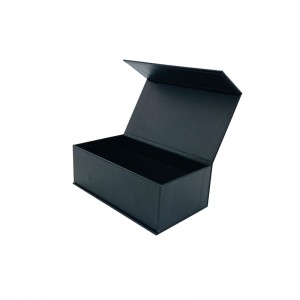 Kauniisti kääritty lahjarasia räätälöity suuri lahjapakkaus