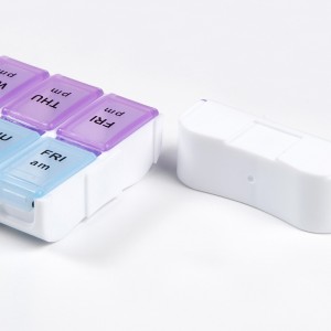 Irrotettava muovi 14 kpl pillereitä järjestäjä pillerirasia viikossa