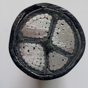 Pienjännite 3-vaiheinen 4-ytinen 70mm2 panssaroitu virtajohto hinnasto