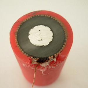 15KV 8,7 / 15KV Xlpe -kupariydin MV-virtajohto metallisella panssarilla