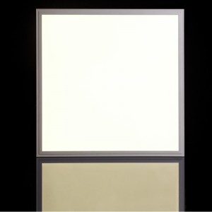 ET ™ - Reunavalaistu LED-paneeli