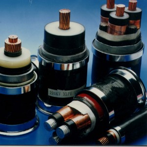 Vedenpitävä tasajohto 300 mm: n yksijohtiminen kaapeli Erittäin korkeajännitteinen kuparikaapeli 220KV