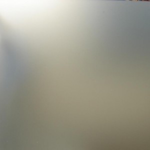 PUHDAS HAPPASSA SYÖTYTY LASI