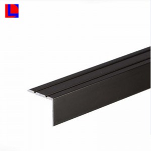 Mukautettu 6063 T5 -alumiinin puristuskulma