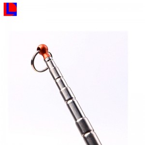 Kuuma kannettava alumiininen teleskooppikoirapelaaja roikkuuvalla ja kirkkaalla palloilla