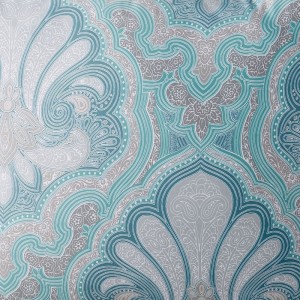 Tikkauspesäkkeet synteettistä kuitua