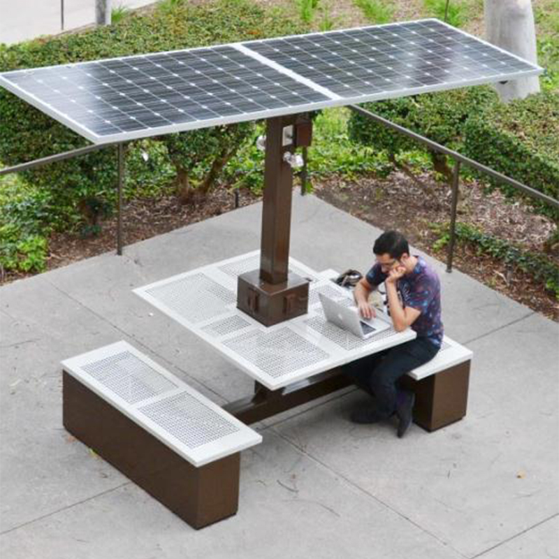 Älykäs piknikpöytä aurinkoenergialla toimiva penkkitehdas Kiinassa