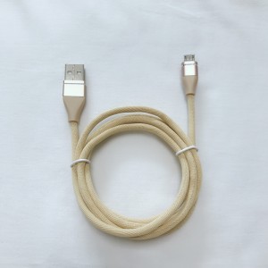 Värikäs punottu datakaapeli Nopeasti ladattava pyöreä alumiinikotelo-USB-kaapeli mikro-USB, tyyppi C, iPhonen salaman lataus ja synkronointi