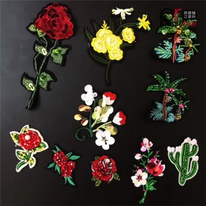 Uusin eläin- ja kukka-brodeerattu laastari