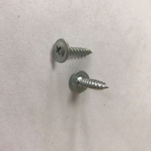 itseporautuva ruuvin terävä kohta