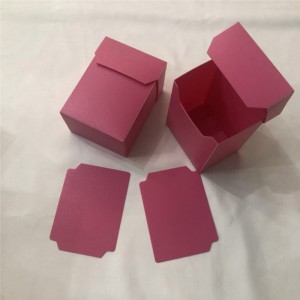 Värikäs mukautettu kansilaatikko