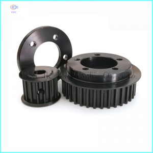 Pieni hihnapyörä ja vyö sähköiseen rullalautailuun