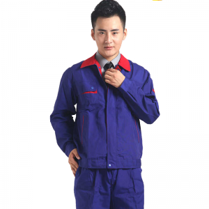 Useita mukautettujen työvaatteiden keskeisiä osia