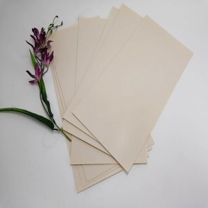 Korkealaatuinen 0,5 mm aprikoosivärinen jäykkä PET-muovipolyesterilevy huonekaluille