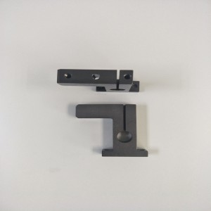 Jyrsintätyökalun sorvaus teollisuuslaitteiden kokoonpanoa varten