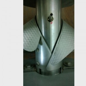 Räätälöity laukku entinen kaulus