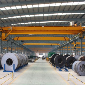 Eurooppalainen standardi kaksoispalkki ylänosturilla