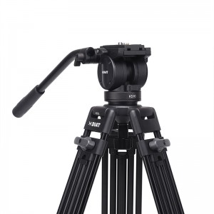 Diat A203L KS-10 Alumiiniseoksesta koostuva digitaalinen videotukijalusta 1,8 metrin korkeuteen 3 osaa