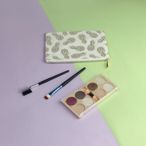 100% luonnollista ananaskuitua suosittu kosmetiikkapussi