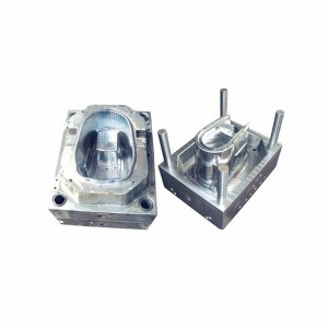 Muovinen injektiopuristimoppi