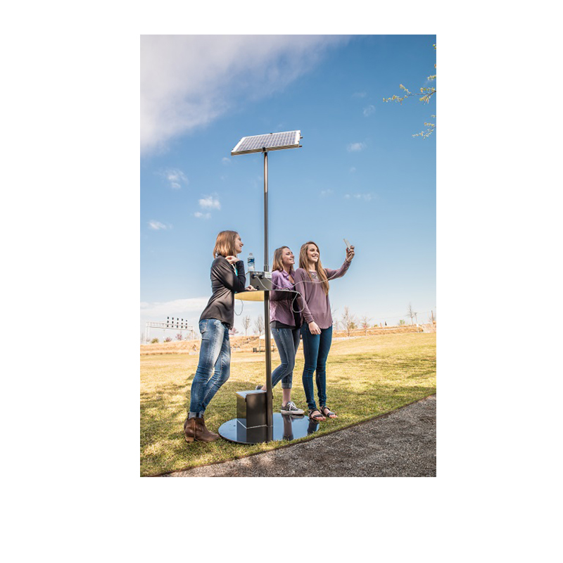 Muotisuunnitteluyhteisöt puistot aurinkokennojen matkapuhelinten latausasema