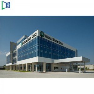 Kaupallisen Morden-rakennuksen ulkopintainen alumiinipaneeli alumiinirunkoinen lasinen verhoseinä, kaksoislasituksella