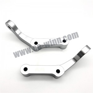 Räätälöity taonta / CNC-työstö Alumiiniautoauton ohjausvarsi Autonosien varaosat myynnin jälkeiset osat