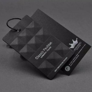 Creative Fashion Clothing etiketti hangtag mittatilaustyönä 9