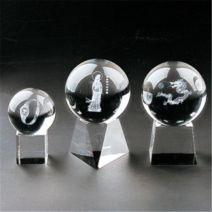 3D-sisäiset kaiverruskristallituotteet