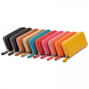 HD0827 - tukku muokattavissa olevaan auton avaimeen PU-nahkapidike, jossa 6 avainkoukkua