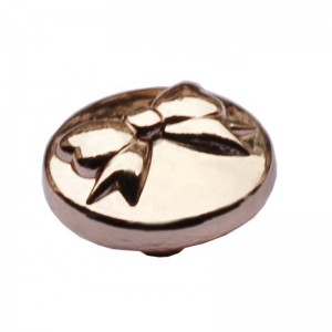 Muoti perhonen nappikuvio vaatemetallisesta kultavarren painikkeesta tankokampaan 13