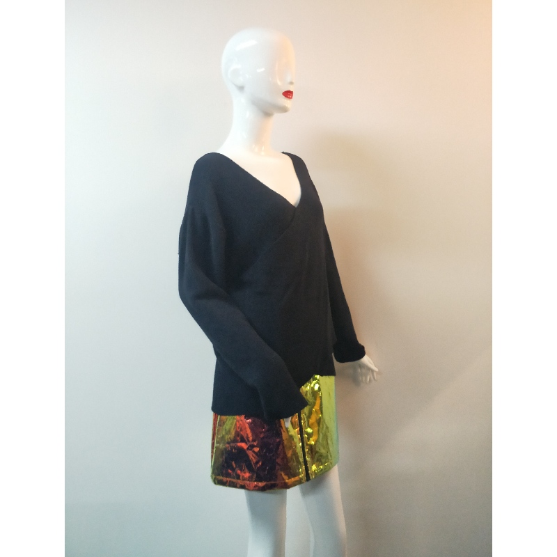 PURE COLLECTION BLACK V-NECK SWEATER RLWS0072F