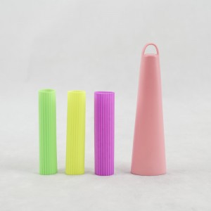 Silikonikahvan kansi ja osa