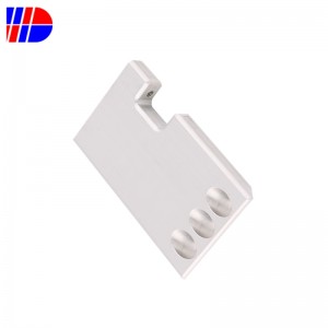 Räätälöity ruostumattomasta teräksestä valmistettu CNC-työstökone traktorille