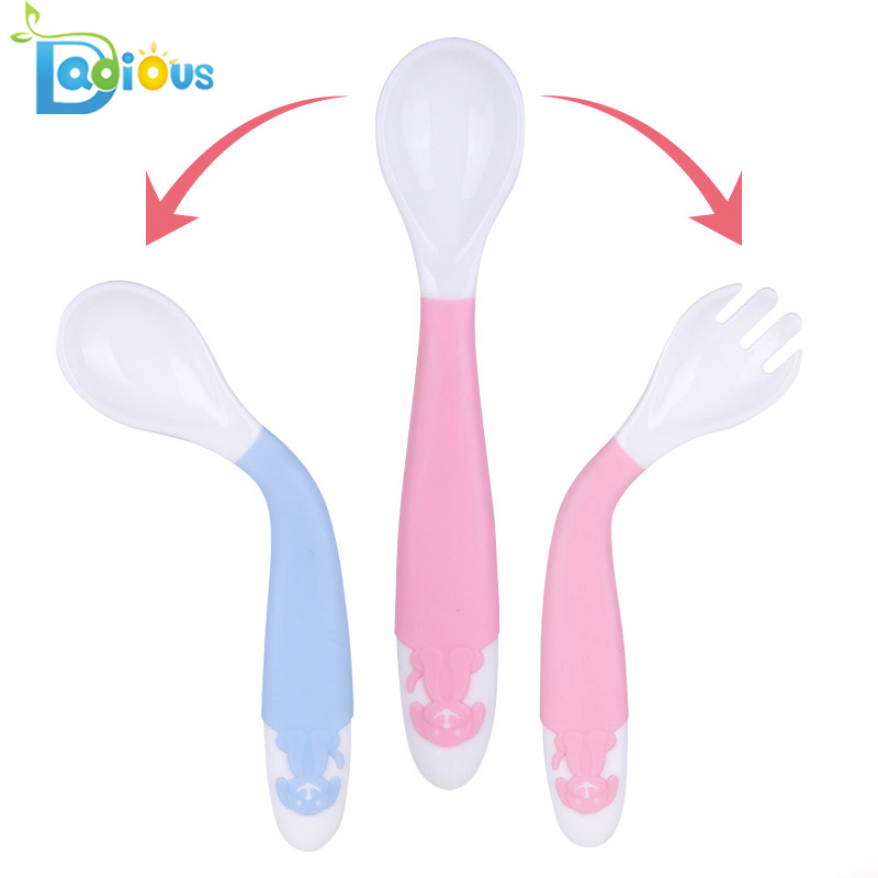 Uusi saapumisvauva Baby Learning Spoon ja Fork BPA Free Plastic Toddler astiat Bendable Soft Perfect Self Feeding vauvan lusikat \ t