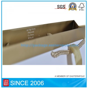 Pantone väritulostuspaperipussi, jossa on folio leimaamalla