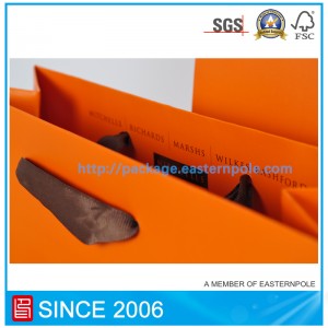 Ostaa paperipussi, jossa on yksilöllinen muotoilu