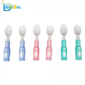 Räätälöidyt elintarvikealan PP-vauvan lusikat Baby Fork BPA Free Training Spoon ja haarukka pikkulapselle