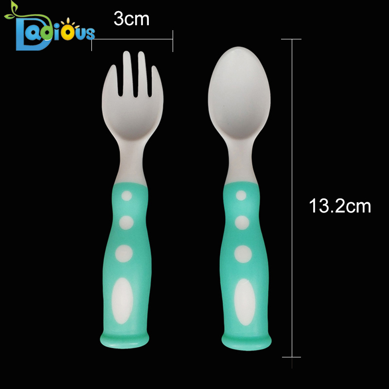 Räätälöidyt elintarvikealan PP-vauvan lusikat Baby Fork BPA Free Training Spoon ja haarukka pikkulapselle