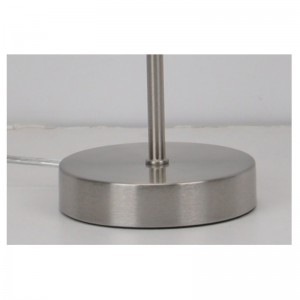 Pöytävalaisin liinavaatteella