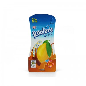 Pysäytä pussi muovisella suuttimen muotilla. Leikkauslaminaatti